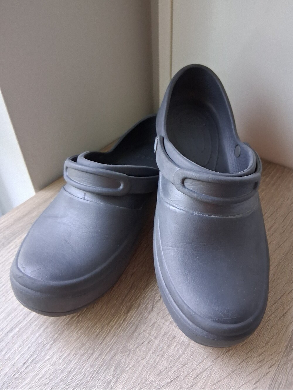 CROCS Mercy Slip-Resistant Work Clogs - Picture 4 of 15